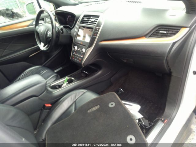 5LMCJ2D94HUL70069 Lincoln MKC SELECT