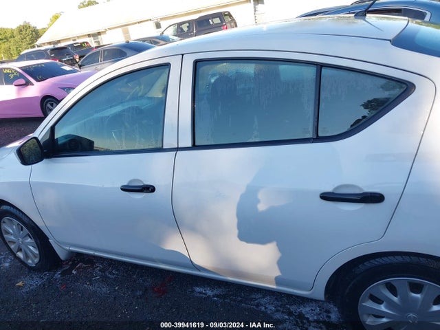 Nissan Versa 1.6 S 2016 3N1CN7AP7GL835631 Image 15