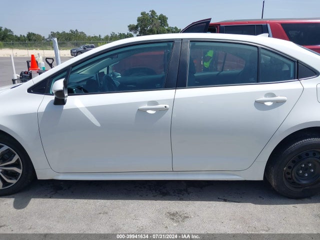 Toyota COROLLA LE 2021 5YFEPMAE8MP246163 Image 15