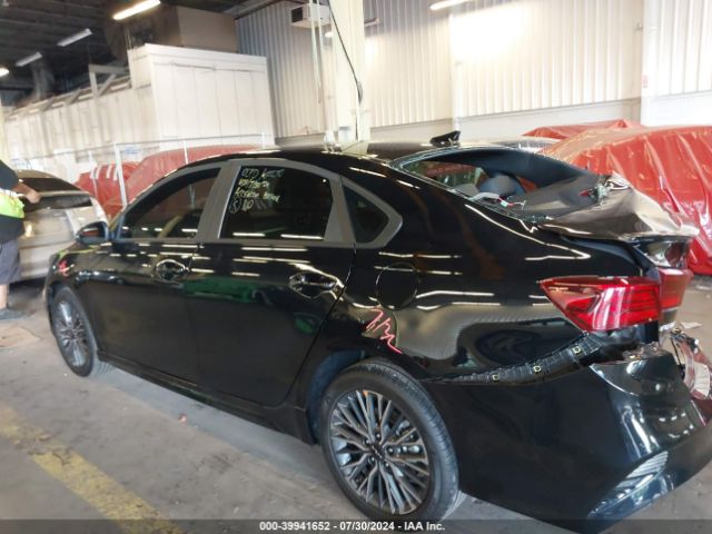 3KPF54AD6RE786881 KIA Forte Gt-line