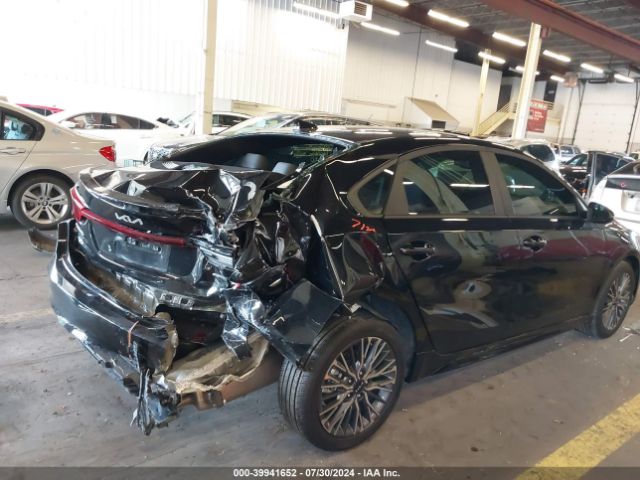 3KPF54AD6RE786881 KIA Forte Gt-line