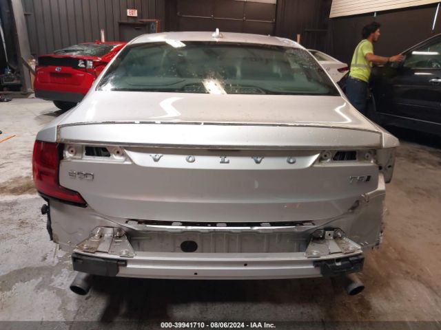 LVY982MKXJP032799 Volvo S90 T5 Momentum