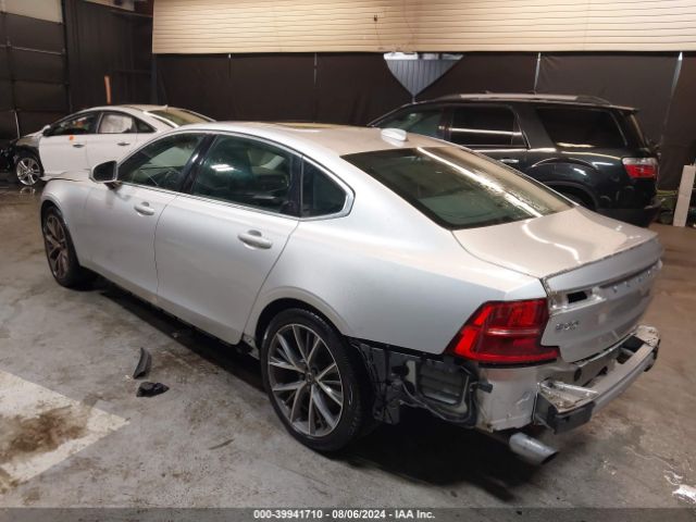 LVY982MKXJP032799 Volvo S90 T5 Momentum