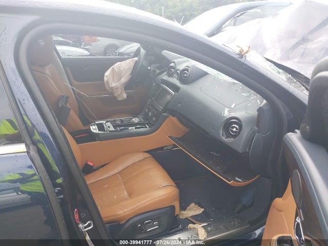 2014 JAGUAR XJ SAJWA2GT7EMV71599 Photo 4