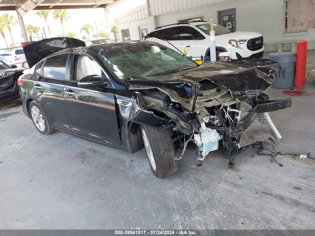 KIA Optima Lx 2018 5XXGT4L33JG255065 Image 1