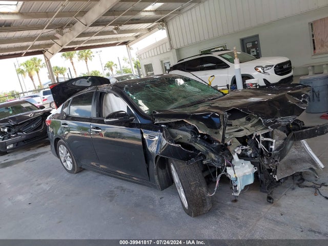 KIA Optima Lx 2018 5XXGT4L33JG255065 Image 13