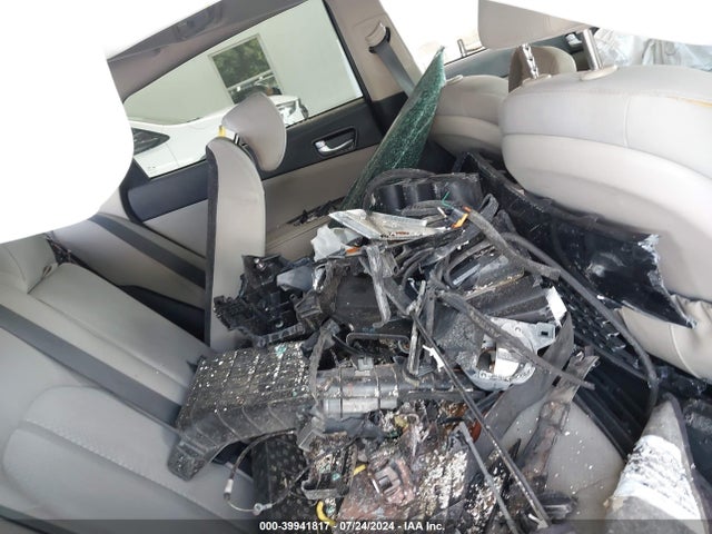 KIA Optima Lx 2018 5XXGT4L33JG255065 Image 8
