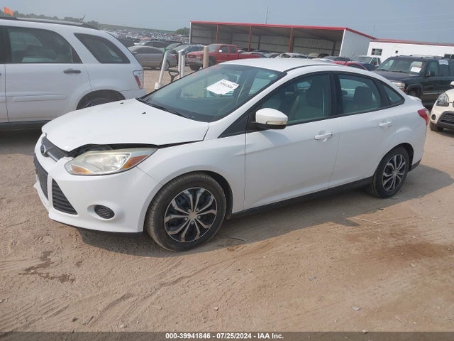 Ford FOCUS SE 2014 1FADP3F28EL383267 Image 2