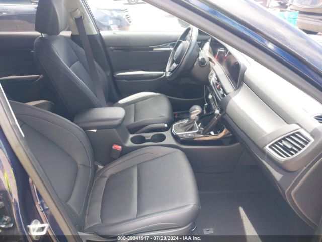 KNDER2AA2R7482733 KIA SELTOS EX