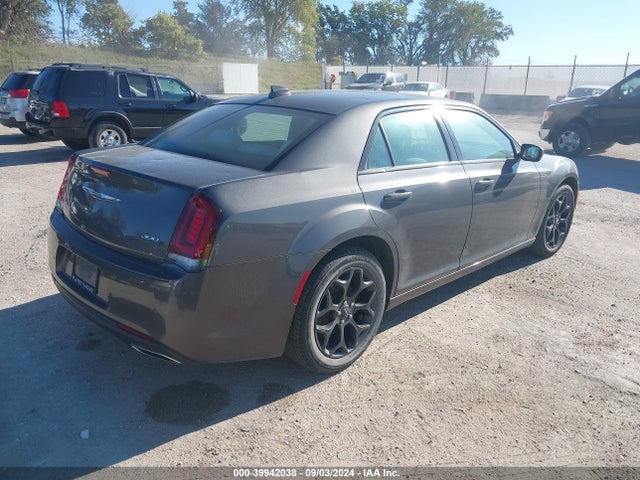 2C3CCAGG7KH506456 Chrysler 300 300s Awd