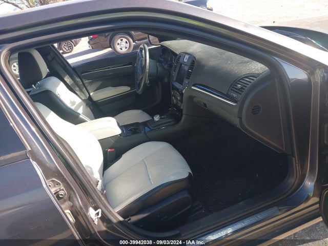 2C3CCAGG7KH506456 Chrysler 300 300s Awd