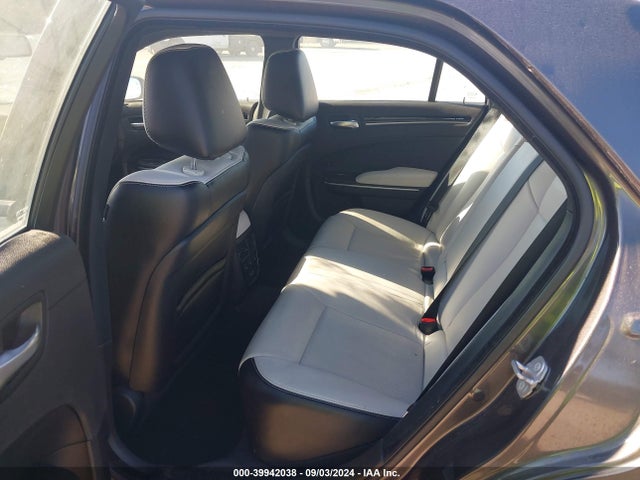 2C3CCAGG7KH506456 Chrysler 300 300s Awd