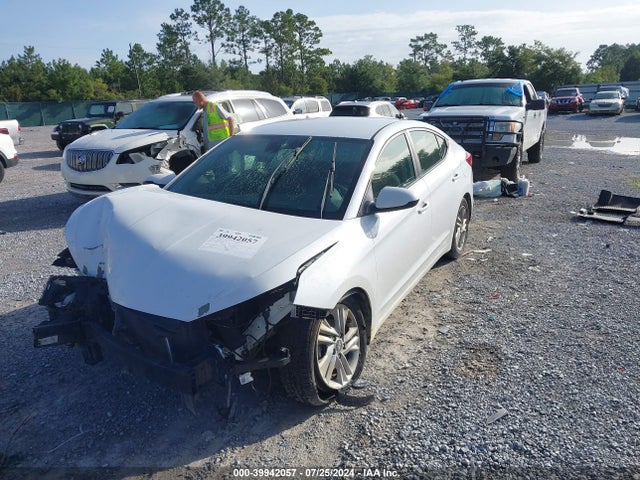 Hyundai ELANTRA SEL 2019 5NPD84LF4KH403616 Image 2