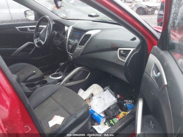 KMHTC6AD8EU216912 Hyundai Veloster Base W/black