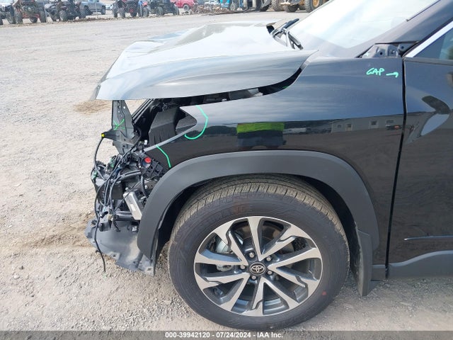 Toyota Corolla Cross Xle 2023 7MUDAAAG1PV063654 Image 19