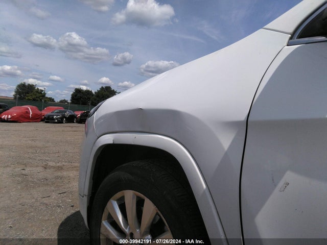 1C4PJMJX6JD613281 Jeep Cherokee Overland 4x4