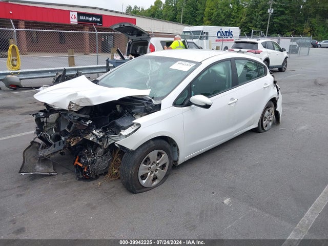 KIA FORTE LX 2017 3KPFL4A77HE031348 Image 2