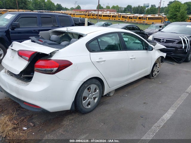 KIA FORTE LX 2017 3KPFL4A77HE031348 Image 4