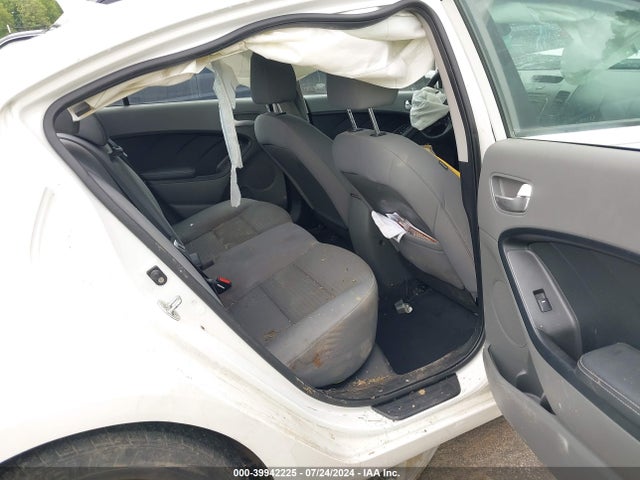 KIA FORTE LX 2017 3KPFL4A77HE031348 Image 8