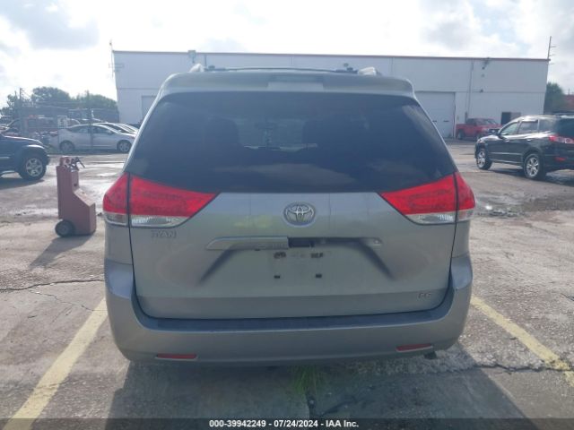 5TDKK3DC8ES448581 Toyota Sienna Le V6 8 Passenger