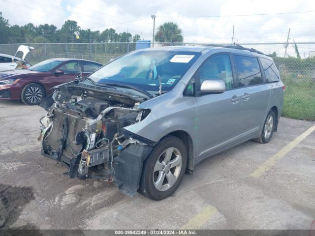 5TDKK3DC8ES448581 Toyota Sienna Le V6 8 Passenger