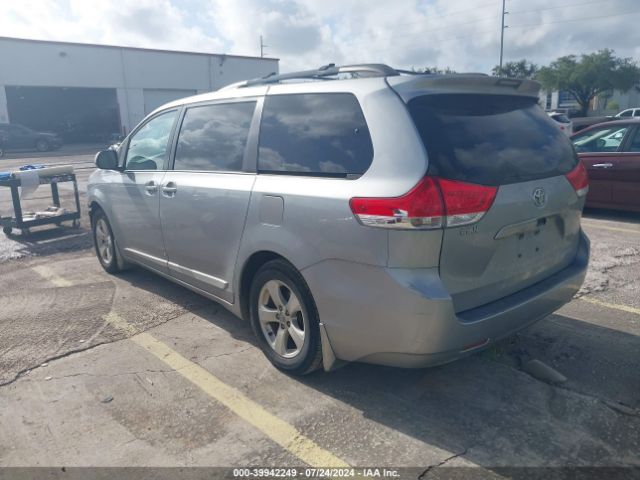 5TDKK3DC8ES448581 Toyota Sienna Le V6 8 Passenger