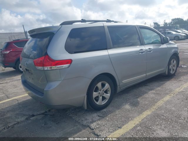 5TDKK3DC8ES448581 Toyota Sienna Le V6 8 Passenger