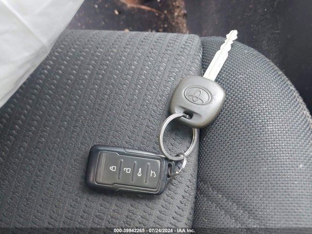 Toyota CAMRY LE 2016 4T4BF1FK1GR558563 Image 11