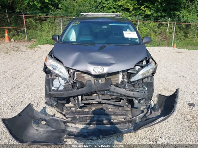 5TDYK3DC4GS715714 Toyota Sienna Xle 8 Passenger
