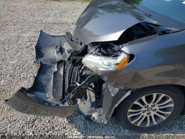 5TDYK3DC4GS715714 Toyota Sienna Xle 8 Passenger