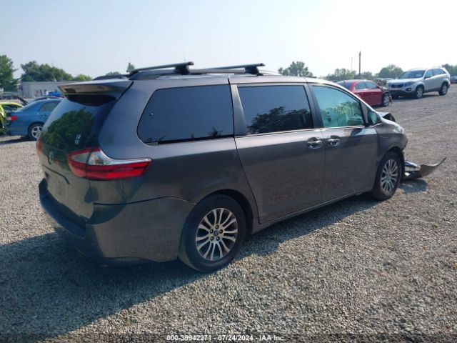 5TDYK3DC4GS715714 Toyota Sienna Xle 8 Passenger