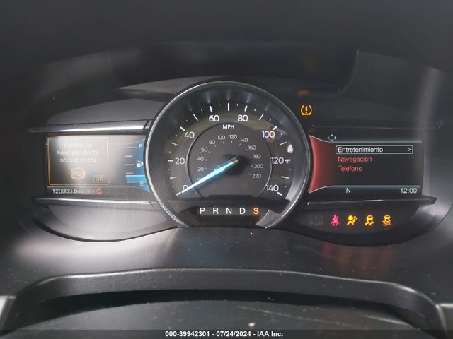 1FM5K8D82JGB43194 Ford EXPLORER XLT