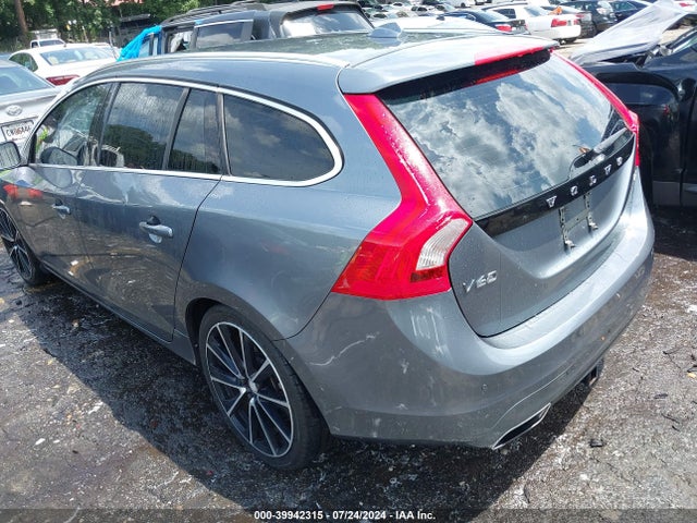 YV140MEM7H1333414 Volvo V60 T5 Platinum