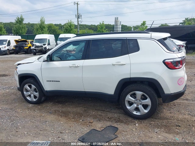 Jeep Compass Latitude 4x4 2019 3C4NJDBB0KT812901 Image 14