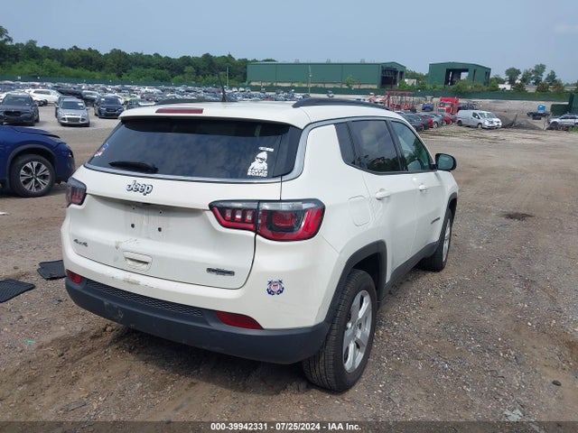 Jeep Compass Latitude 4x4 2019 3C4NJDBB0KT812901 Image 4