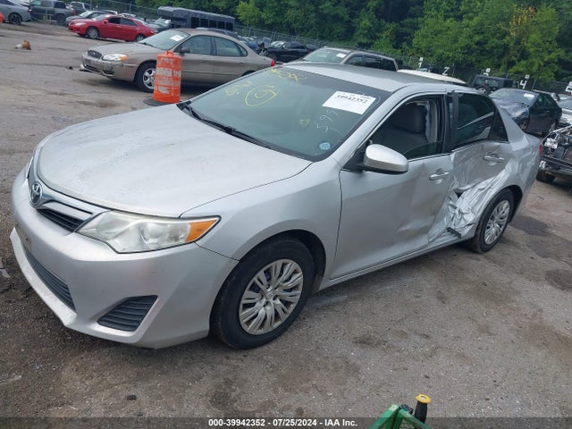 Toyota CAMRY LE 2014 4T4BF1FK4ER372836 Image 2