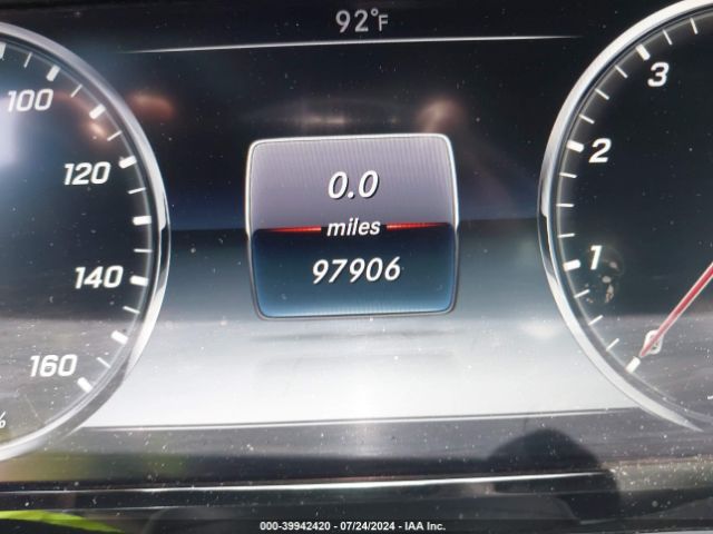 WDDUG8CB3FA162027 Mercedes-Benz S 550