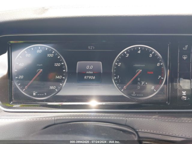 WDDUG8CB3FA162027 Mercedes-Benz S 550