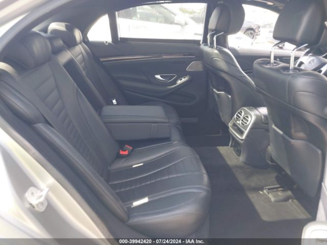 WDDUG8CB3FA162027 Mercedes-Benz S 550