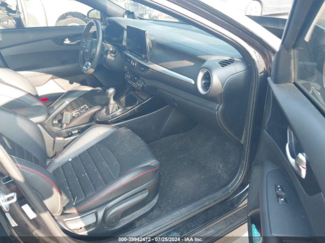 3KPF44AC0PE602607 KIA Forte Gt Manual