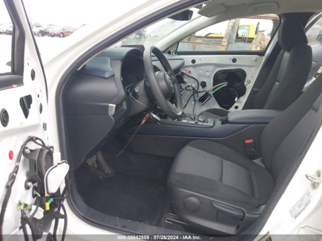 3MVDMBAL8MM216657 Mazda Cx-30 2.5 S