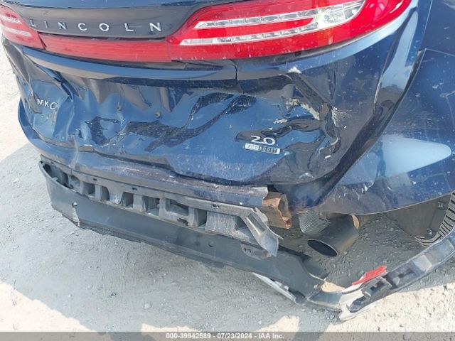5LMCJ1C90GUJ30611 Lincoln Mkc Premier