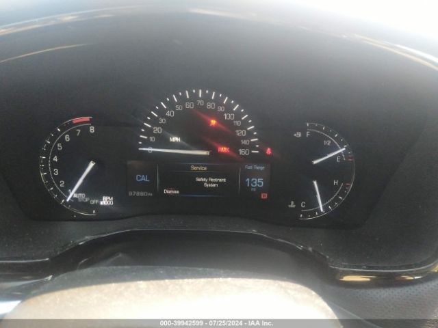 1GYKNARS7JZ236530 Cadillac Xt5 Standard