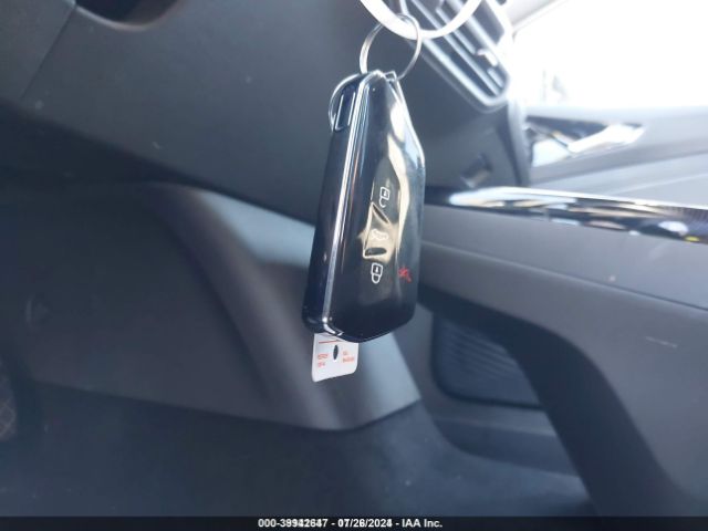 WVGRMPE20NP061647 Volkswagen ID.4 PRO