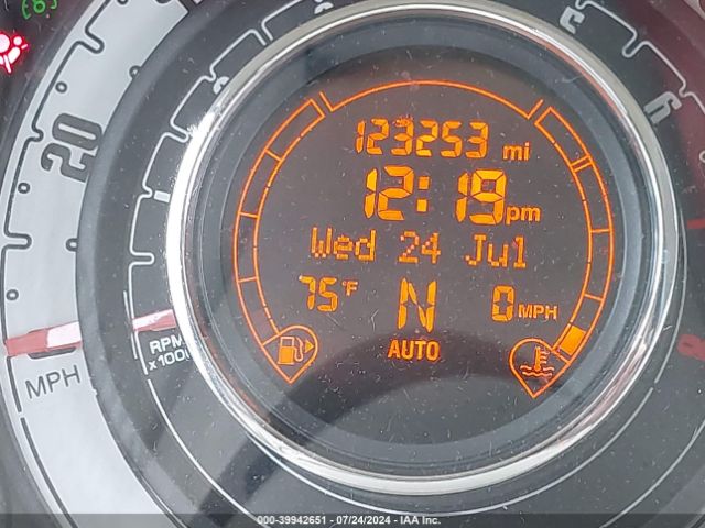 3C3CFFAR8FT550333 Fiat 500 POP