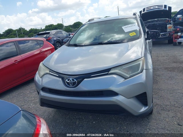 Toyota RAV4 LE 2016 2T3ZFREV8GW272316 Image 12