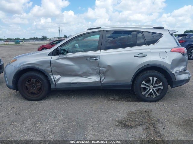 Toyota RAV4 LE 2016 2T3ZFREV8GW272316 Image 14