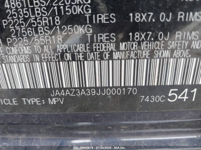 JA4AZ3A39JJ000170 Mitsubishi Outlander Sel