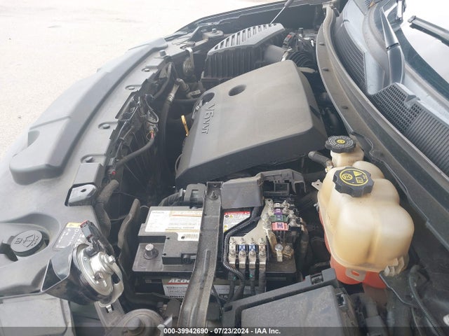 Chevrolet Traverse Ls 2018 1GNERFKW6JJ182077 Image 10