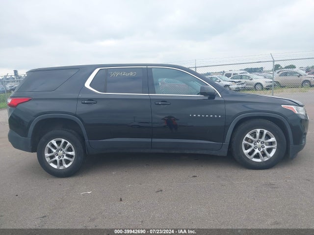 Chevrolet Traverse Ls 2018 1GNERFKW6JJ182077 Image 13